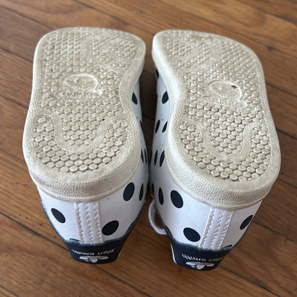 Adidas Stan Smith polka dot children’s shoes. only worn a handful of time. - Picture 3 of 5
